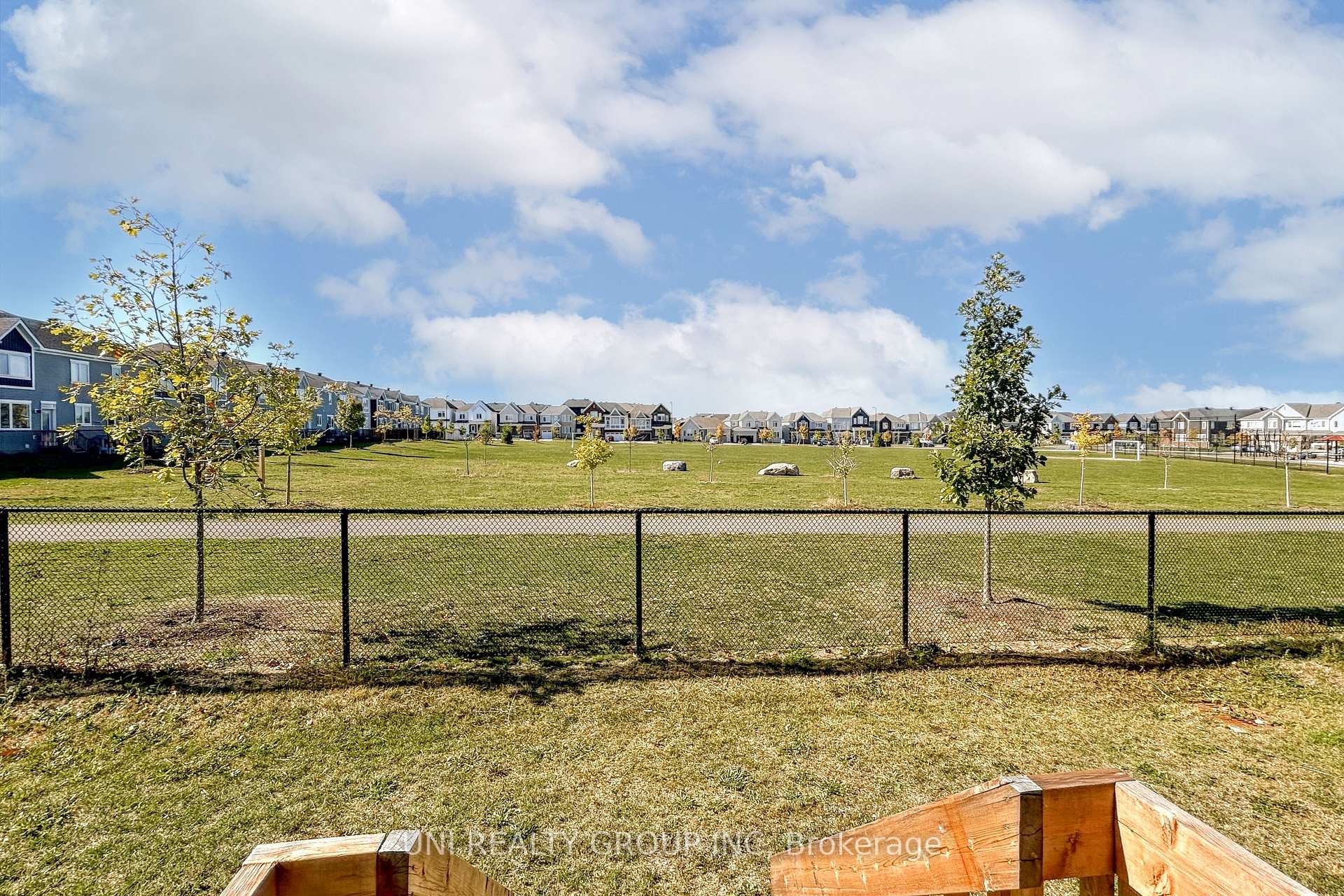 Photo 13 of 324 Canadensis Lane, Ottawa, Barrhaven - Half Moon Bay — HOMEH