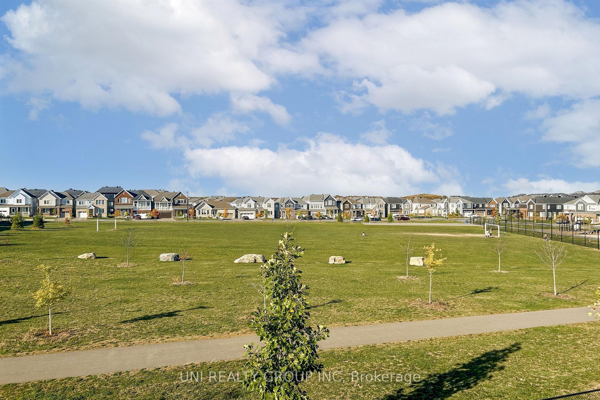 Photo 14 of 324 Canadensis Lane, Ottawa, Barrhaven - Half Moon Bay — HOMEH