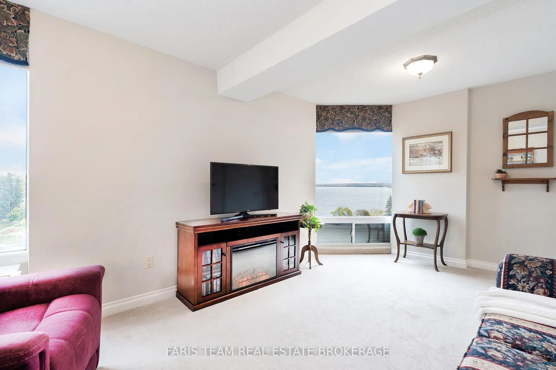 Photo 5 of Unit 707, 181 Collier Street, Barrie, North Shore — HOMEH
