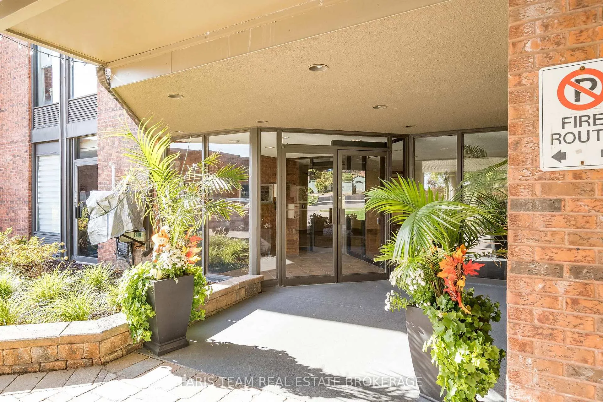 Photo 23 of Unit 707, 181 Collier Street, Barrie, North Shore — HOMEH