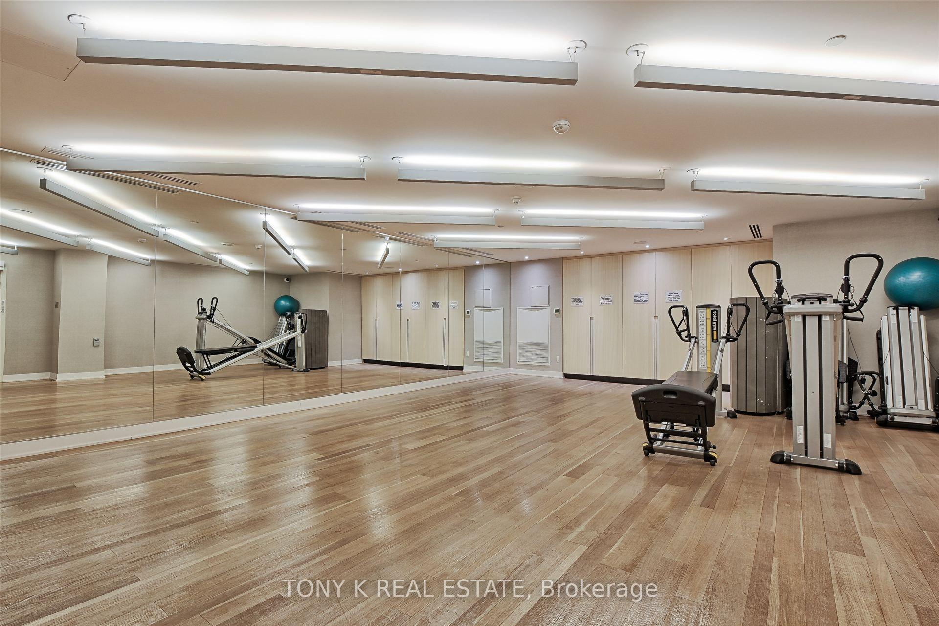 Photo 16 of Unit 609, 30 Roehampton Avenue, Toronto, Mount Pleasant West — HOMEH