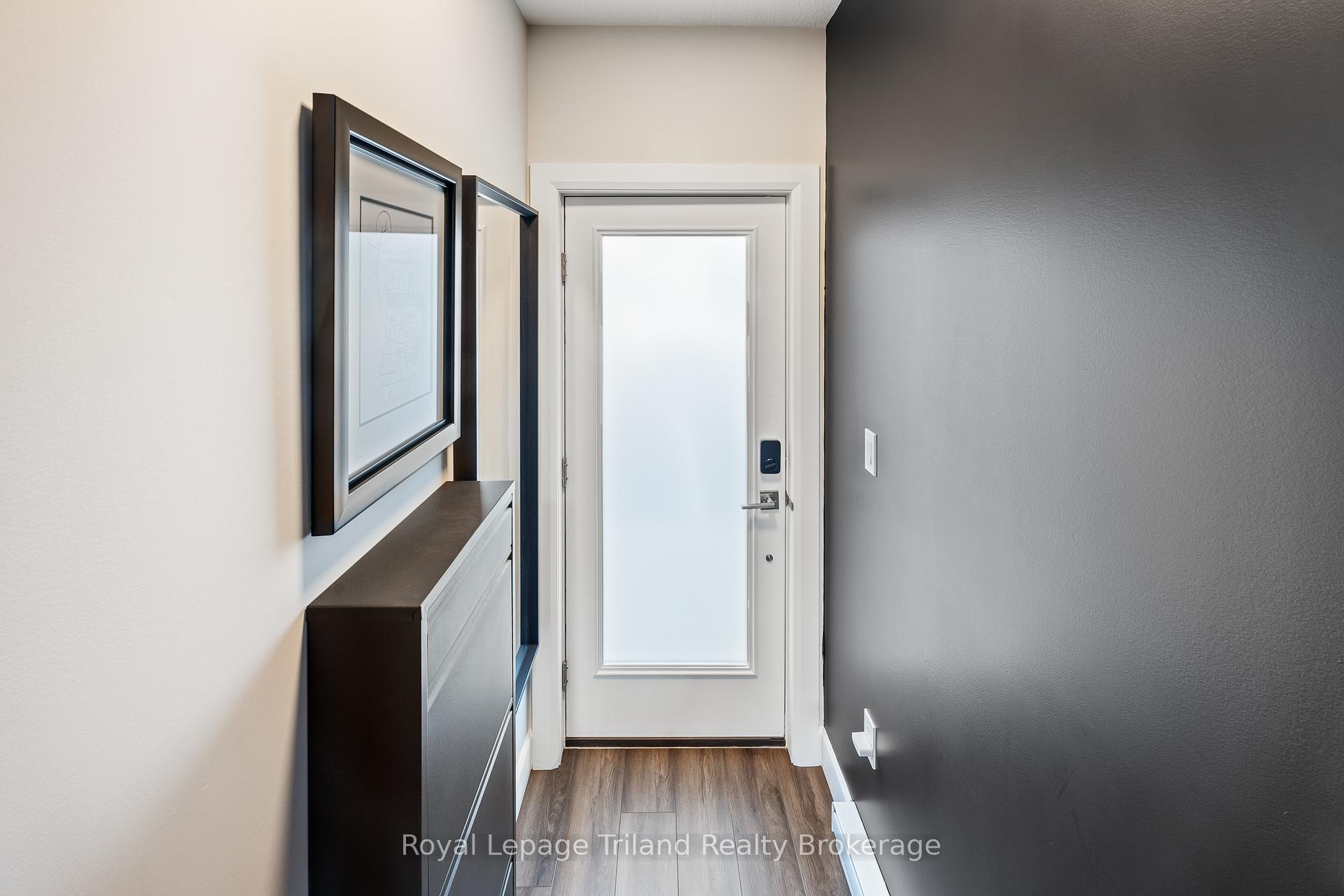 Photo 3 of Unit 14, 3202 Vivian Line, Stratford — HOMEH