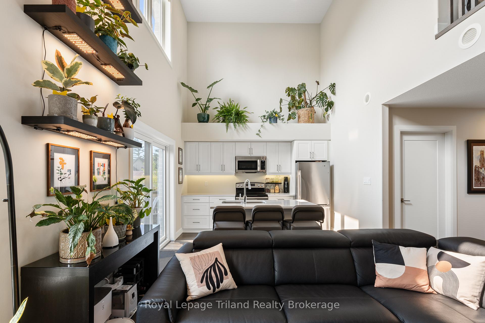 Photo 13 of Unit 14, 3202 Vivian Line, Stratford — HOMEH