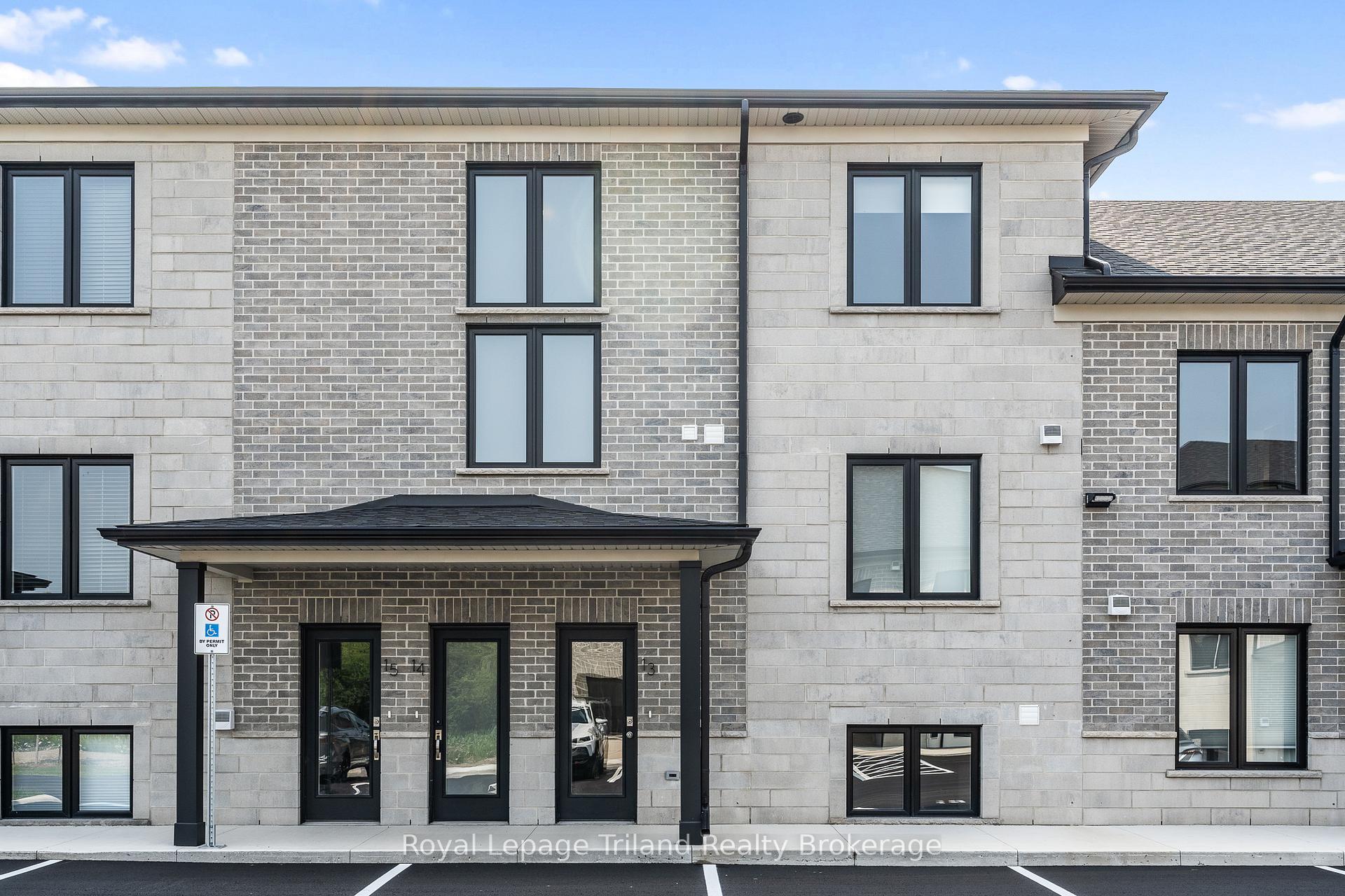 Photo 33 of Unit 14, 3202 Vivian Line, Stratford — HOMEH