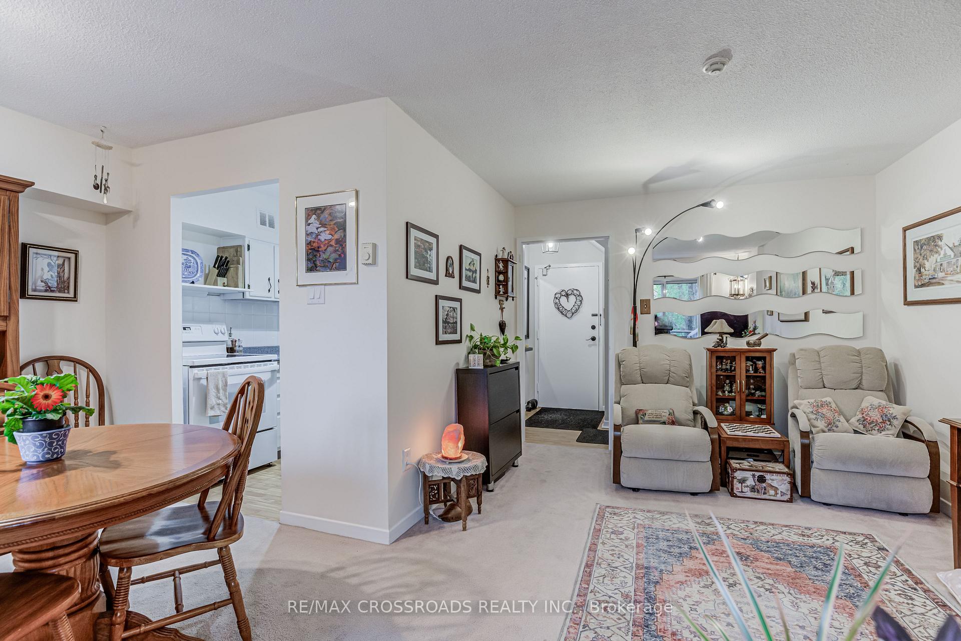 Photo 7 of Unit 97, 140 Ling Road, Scarborough, West Hill — HOMEH