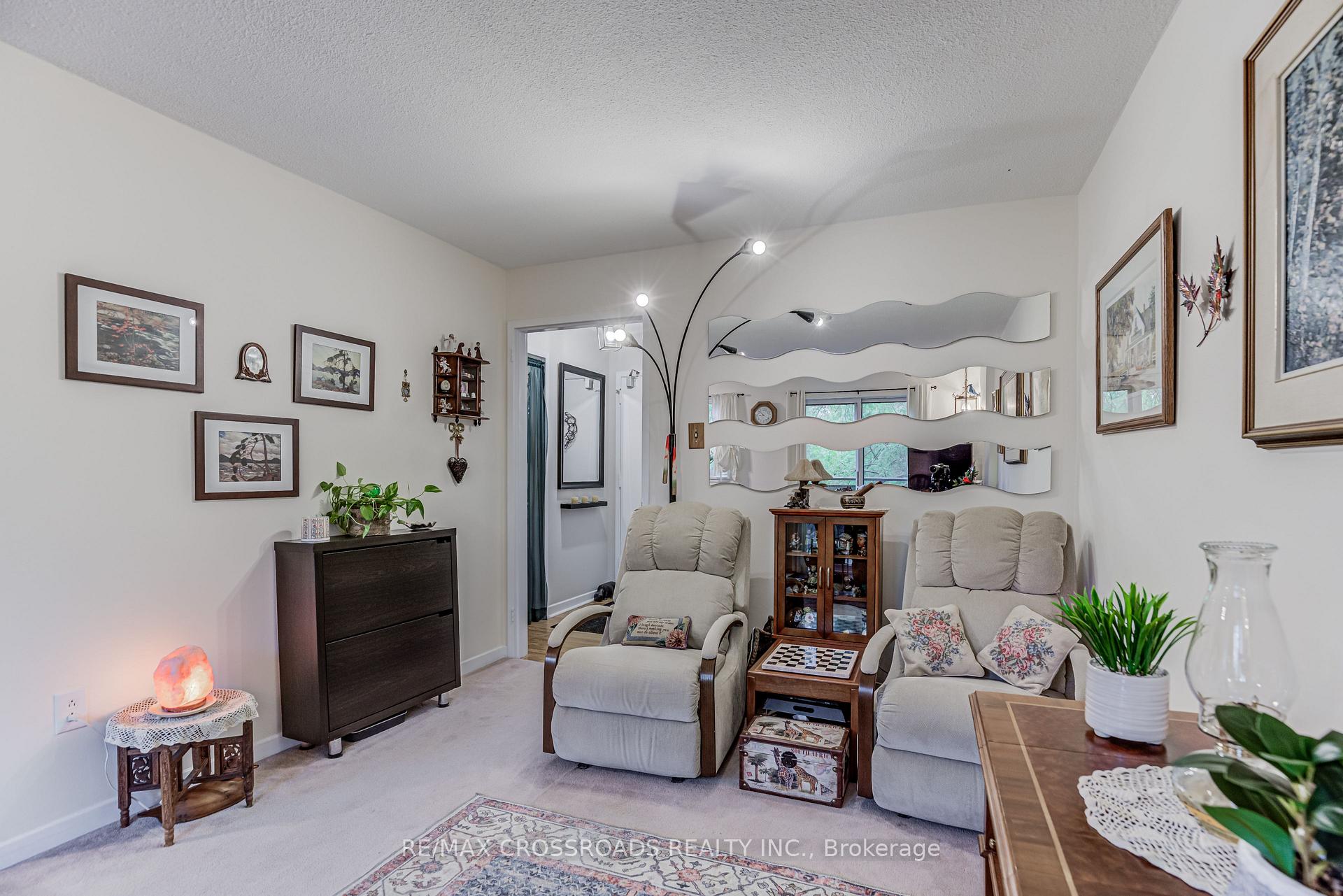 Photo 8 of Unit 97, 140 Ling Road, Scarborough, West Hill — HOMEH