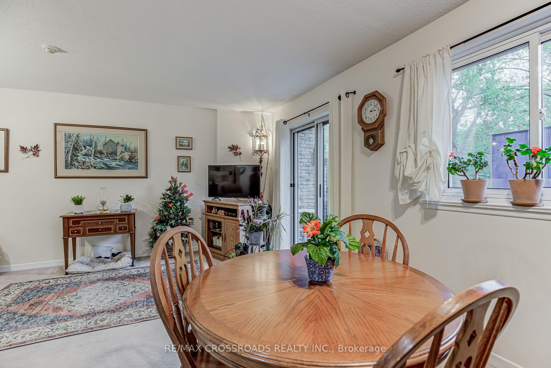 Photo 11 of Unit 97, 140 Ling Road, Scarborough, West Hill — HOMEH
