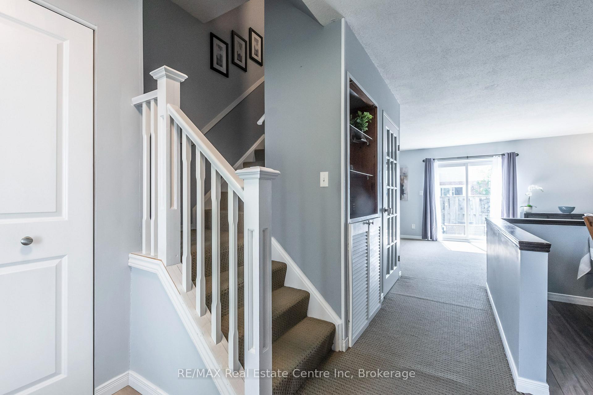 Photo 6 of Unit 9, 440 Pioneer Drive, Kitchener — HOMEH