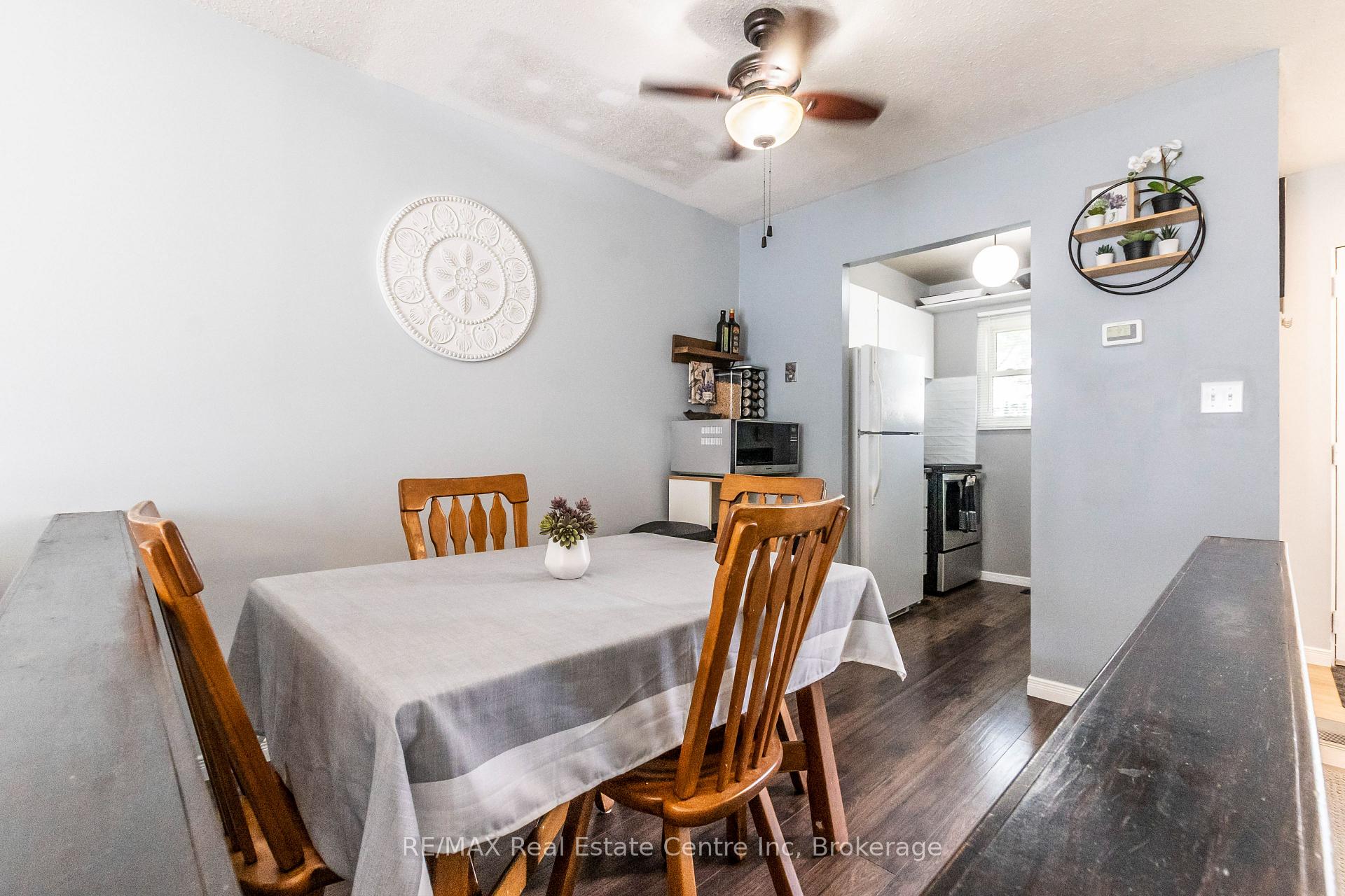 Photo 11 of Unit 9, 440 Pioneer Drive, Kitchener — HOMEH