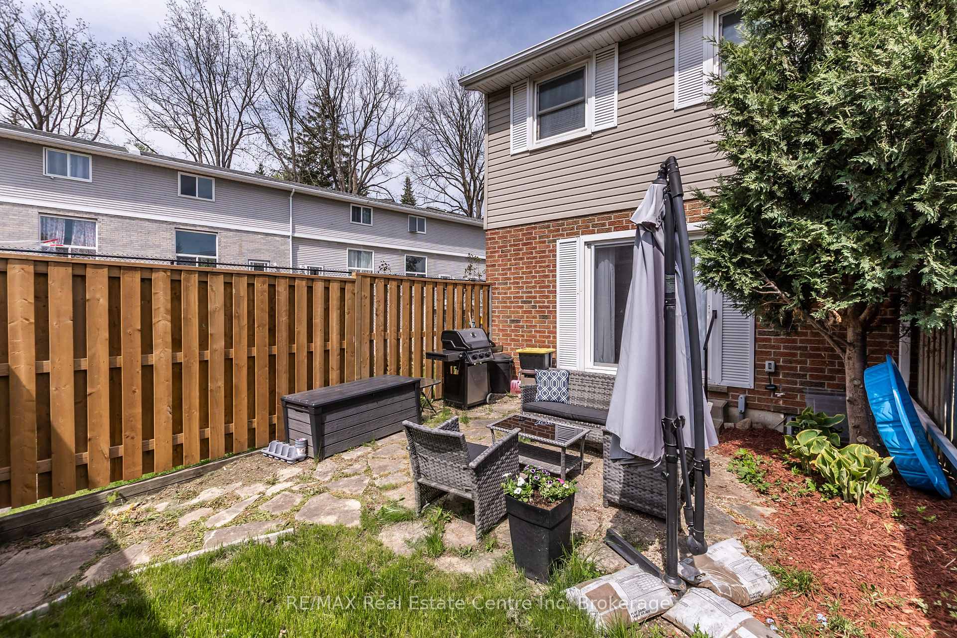 Photo 50 of Unit 9, 440 Pioneer Drive, Kitchener — HOMEH