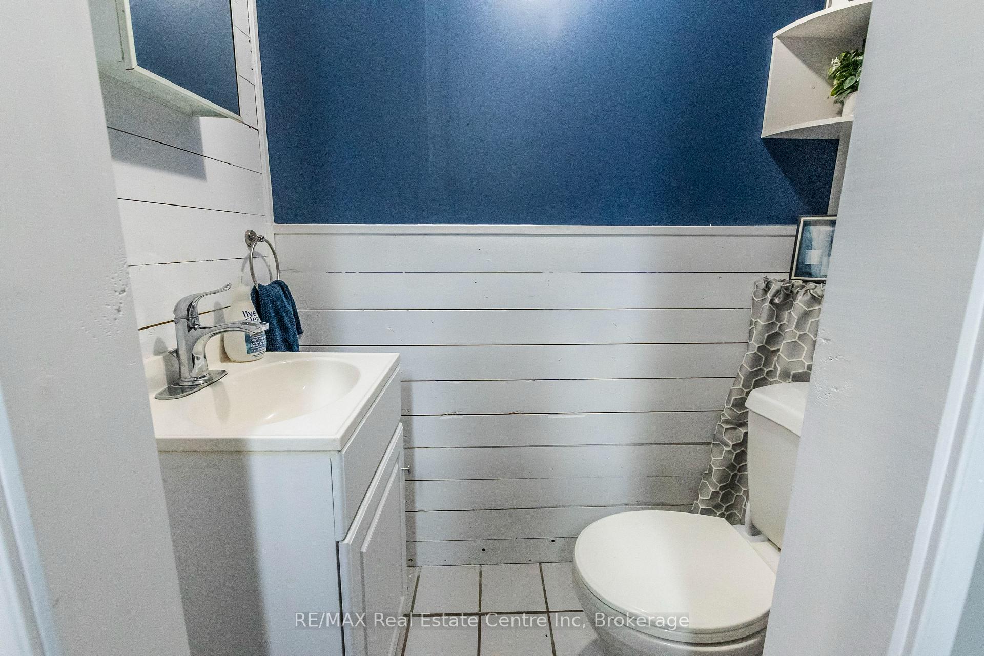 Photo 29 of Unit 9, 440 Pioneer Drive, Kitchener — HOMEH
