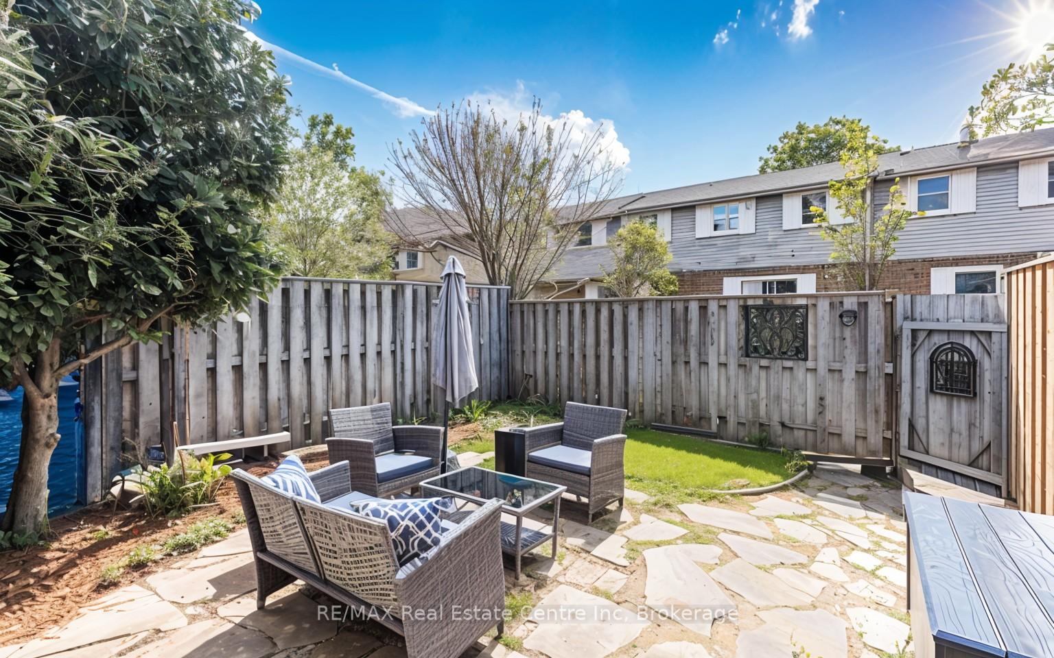 Photo 31 of Unit 9, 440 Pioneer Drive, Kitchener — HOMEH