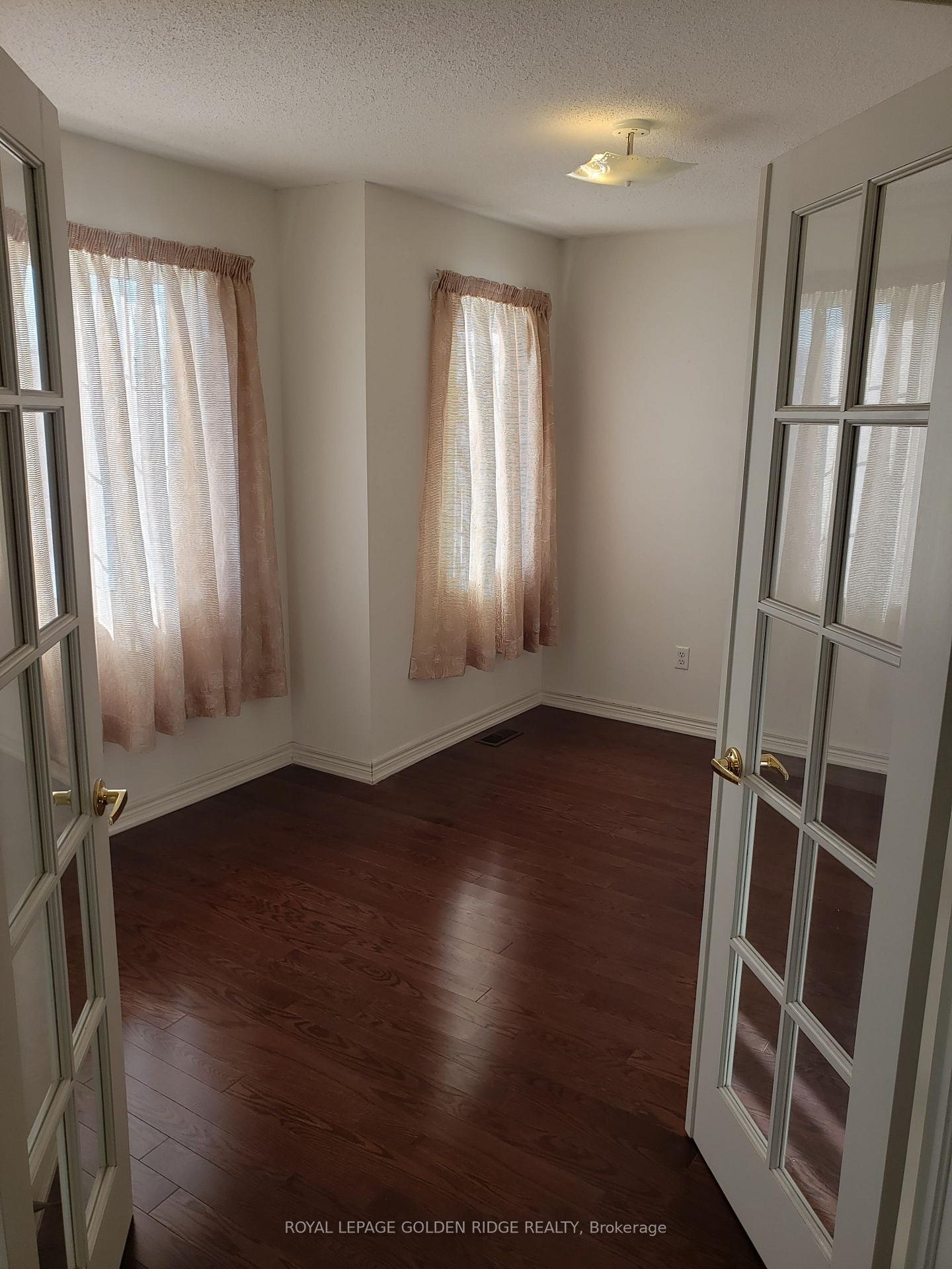Photo 8 of 260 Borealis Avenue, Aurora, Bayview Northeast — HOMEH
