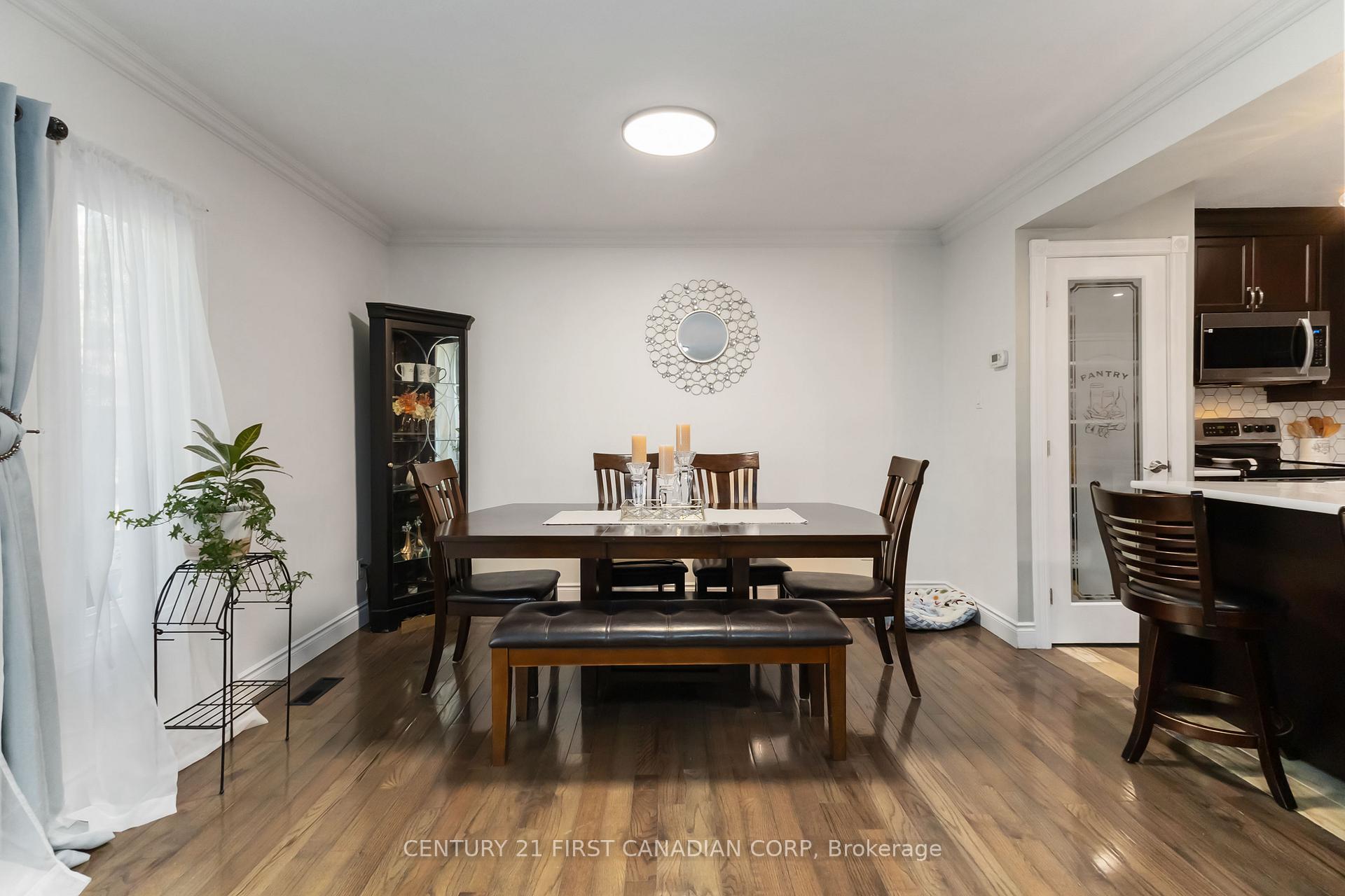 Photo 11 of Unit 7, 131 Bonaventure Drive, London, East I — HOMEH