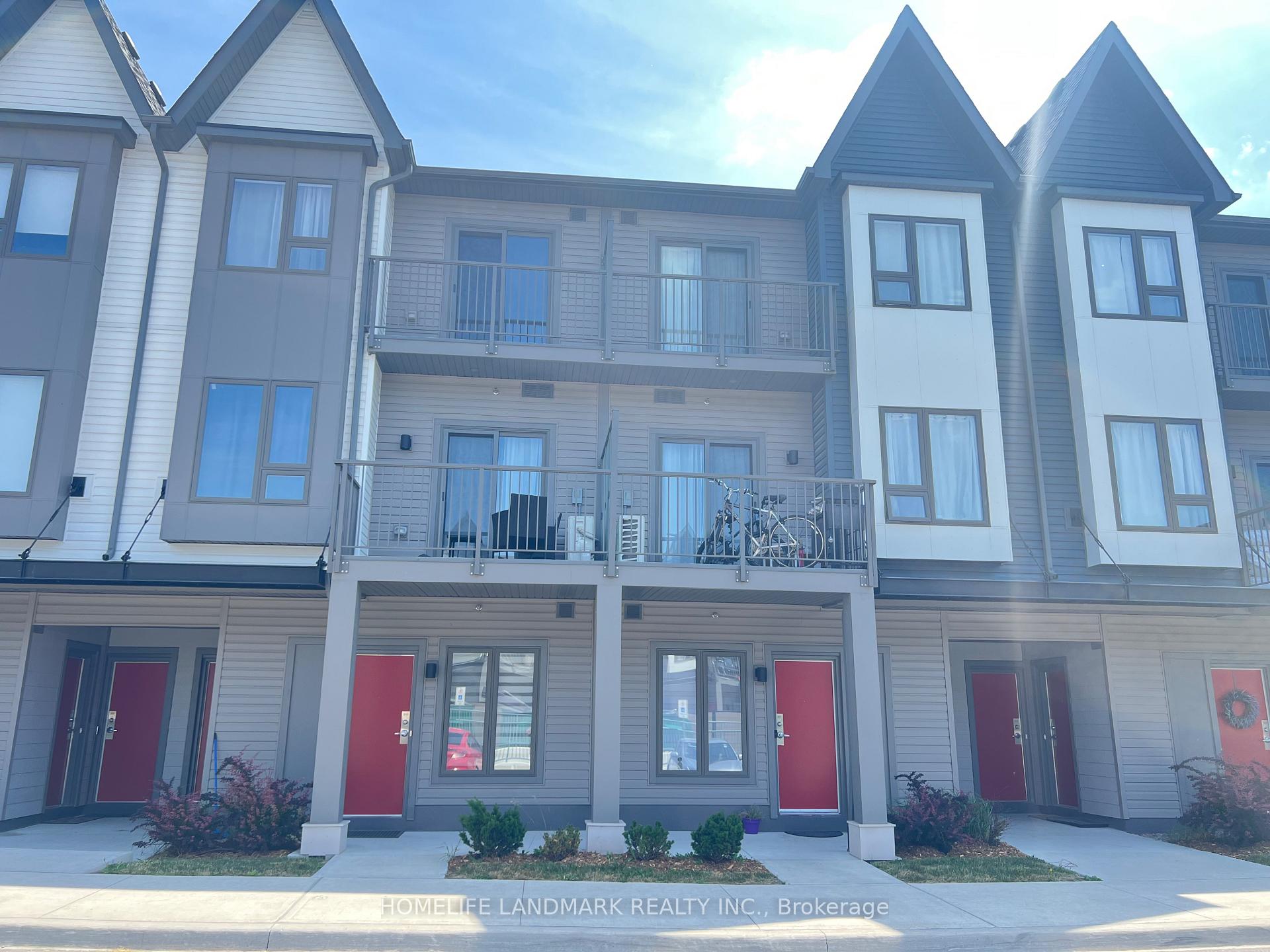 Photo 2 of Unit 810, 2635 William Jackson Drive, Pickering, Duffin Heights — HOMEH