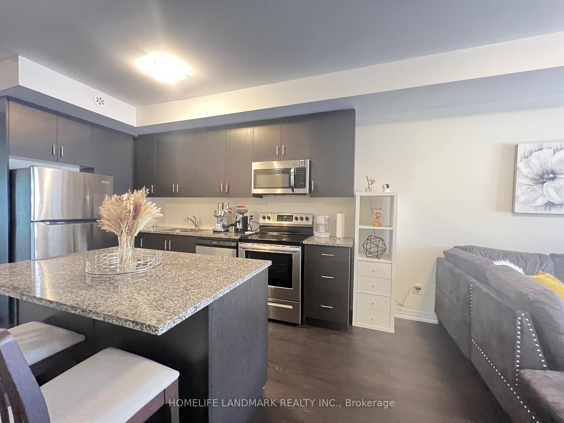 Photo 9 of Unit 810, 2635 William Jackson Drive, Pickering, Duffin Heights — HOMEH