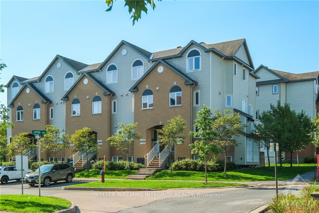 Photo 8 of Unit 27, 1112 Georgeton Pvt, Ottawa, Manor Park — HOMEH