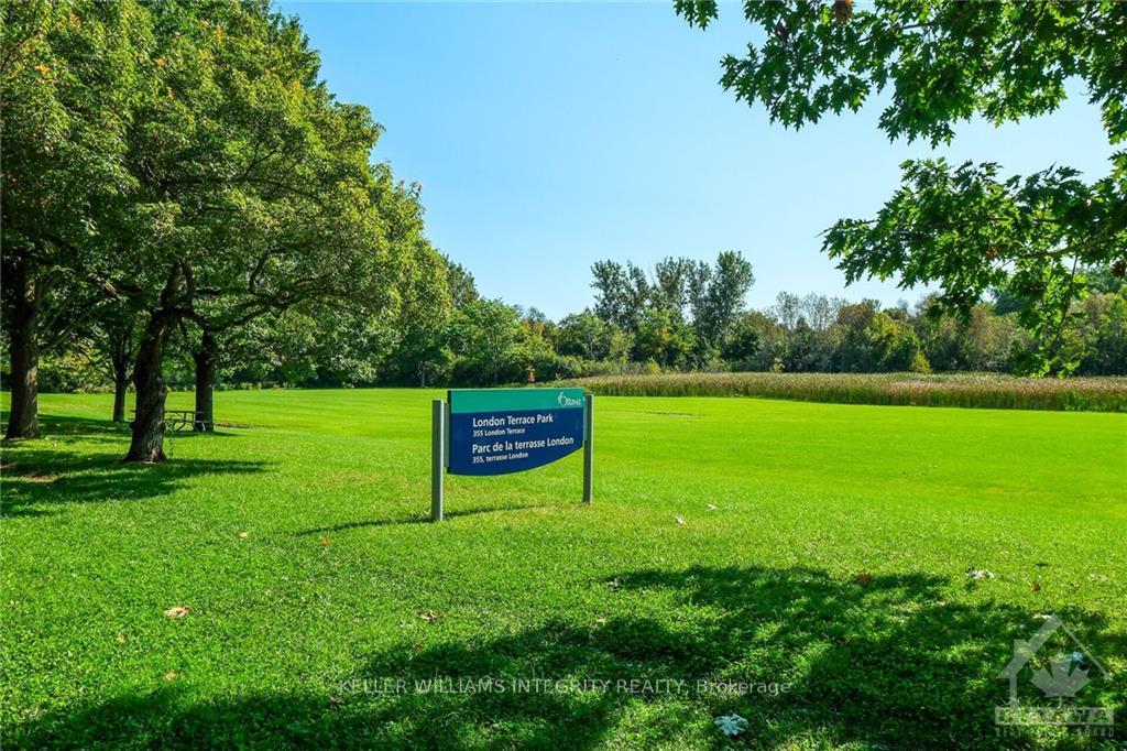 Photo 10 of Unit 27, 1112 Georgeton Pvt, Ottawa, Manor Park — HOMEH