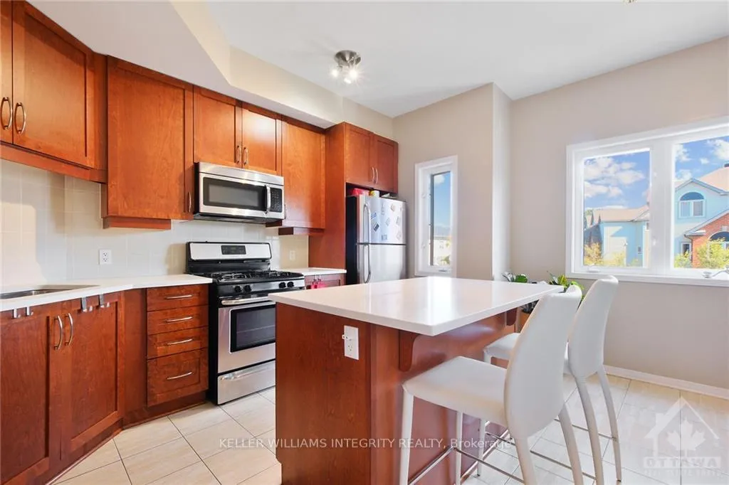 Photo 15 of Unit 27, 1112 Georgeton Pvt, Ottawa, Manor Park — HOMEH