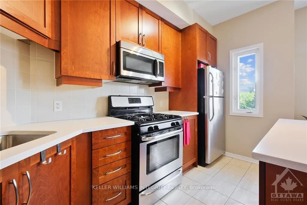 Photo 16 of Unit 27, 1112 Georgeton Pvt, Ottawa, Manor Park — HOMEH
