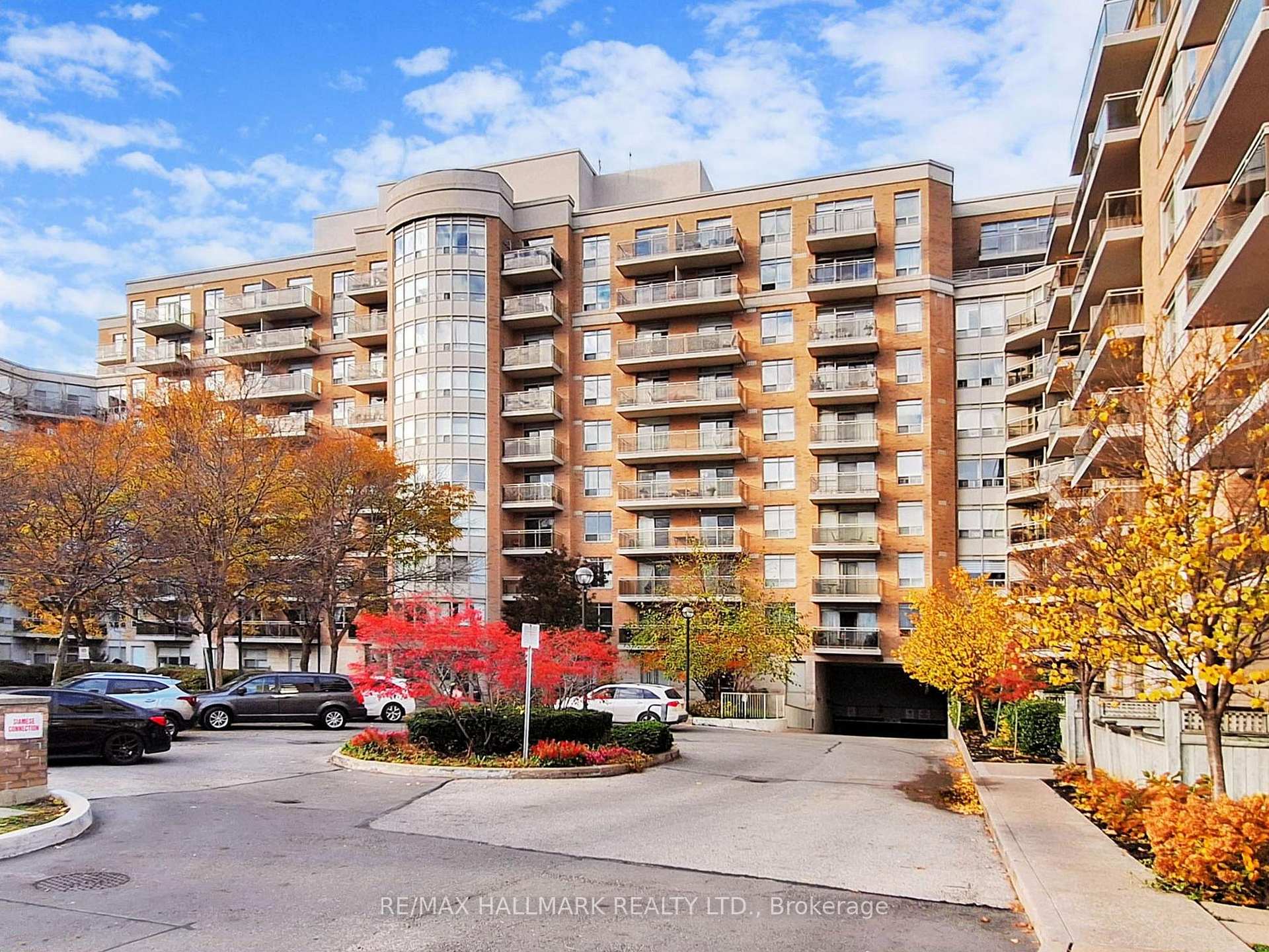 Photo 2 of Unit 214, 650 Lawrence Avenue W, Toronto, Englemount-Lawrence — HOMEH