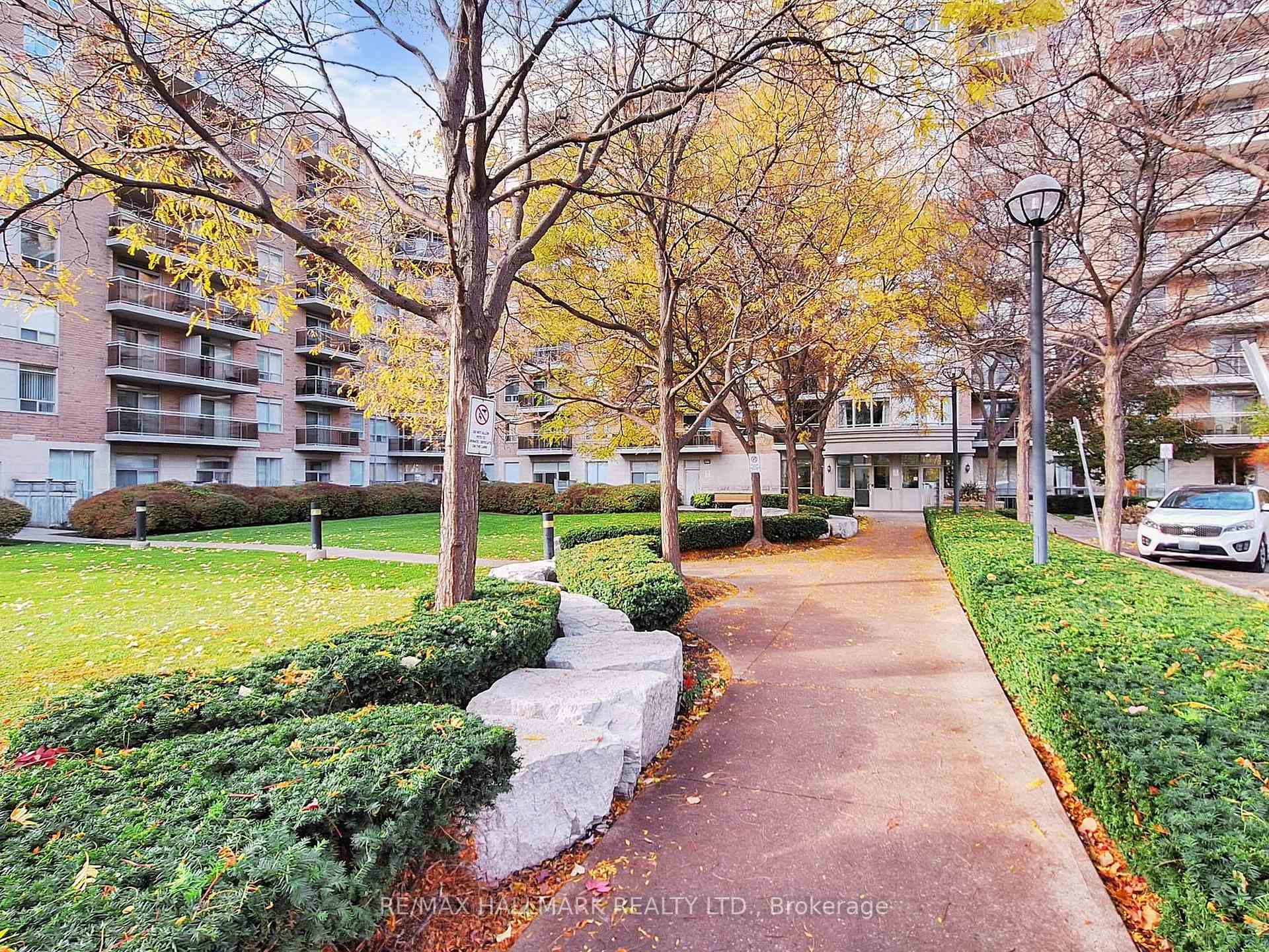 Photo 36 of Unit 214, 650 Lawrence Avenue W, Toronto, Englemount-Lawrence — HOMEH