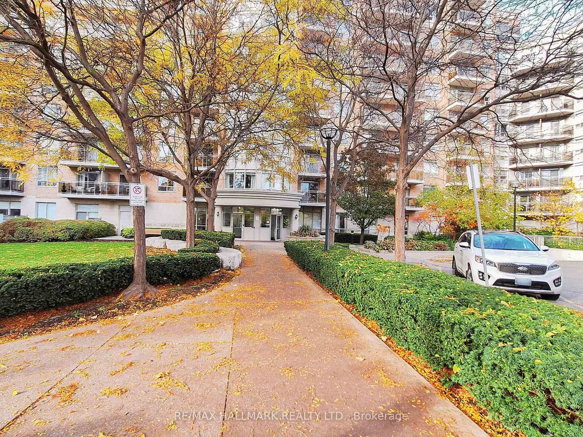 Photo 38 of Unit 214, 650 Lawrence Avenue W, Toronto, Englemount-Lawrence — HOMEH