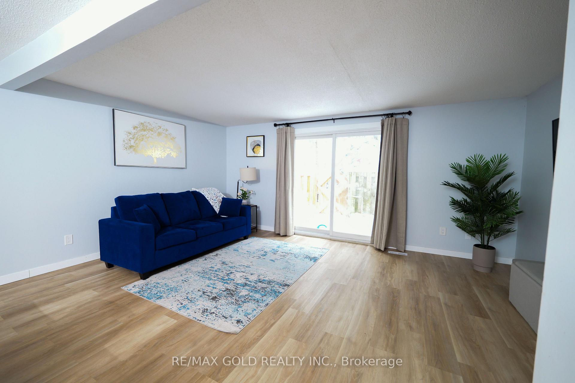 Photo 5 of Unit 64, 539 Willow Road, Guelph, Willow West/Sugarbush/West Acres — HOMEH
