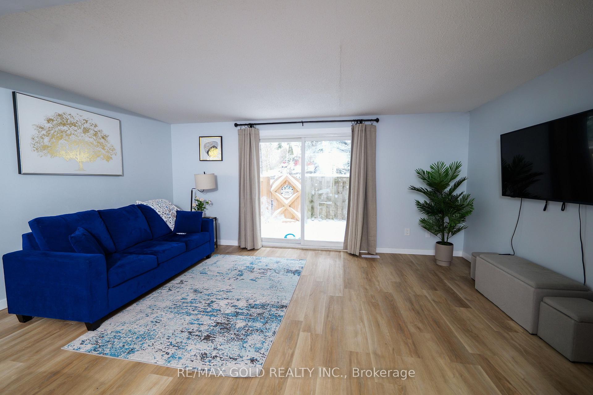 Photo 6 of Unit 64, 539 Willow Road, Guelph, Willow West/Sugarbush/West Acres — HOMEH