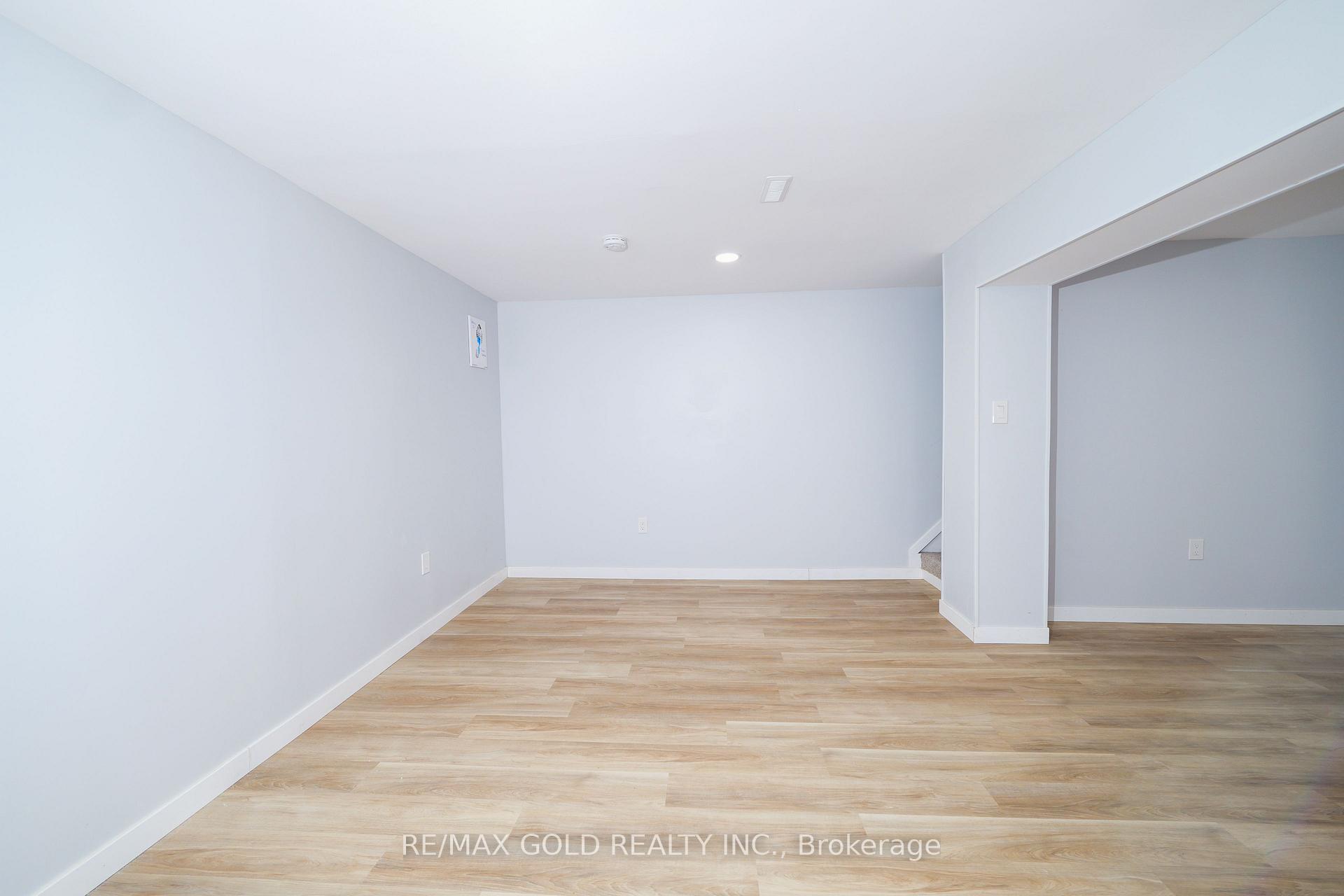 Photo 43 of Unit 64, 539 Willow Road, Guelph, Willow West/Sugarbush/West Acres — HOMEH