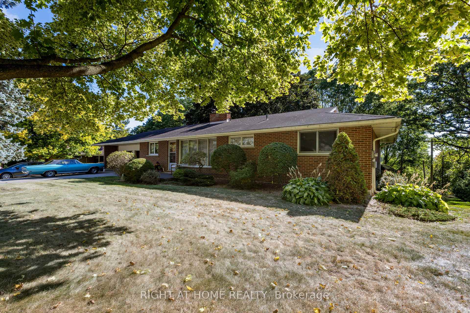 Photo 3 of 11 Riverview Terrace, Brant, Paris — HOMEH