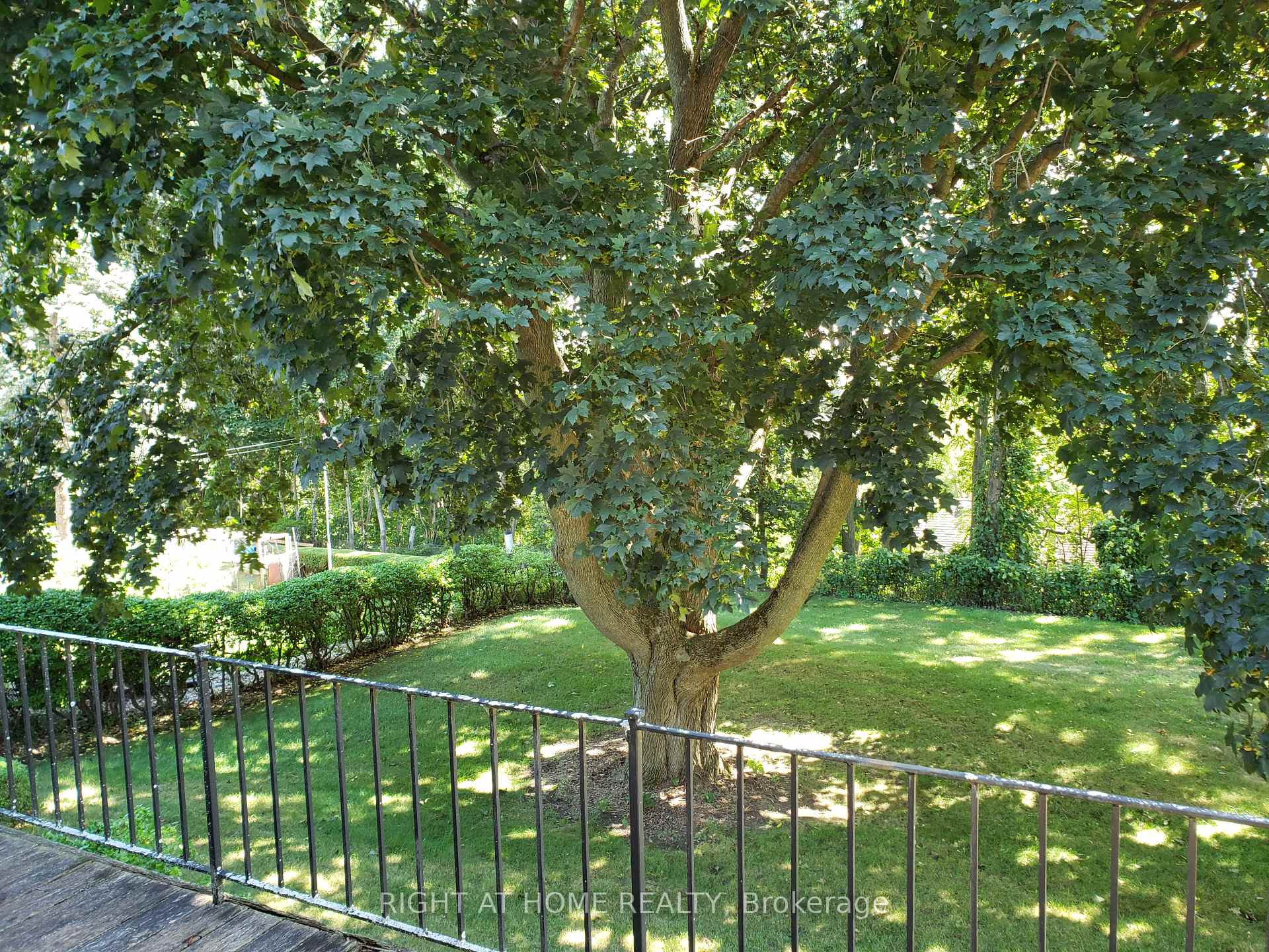 Photo 15 of 11 Riverview Terrace, Brant, Paris — HOMEH