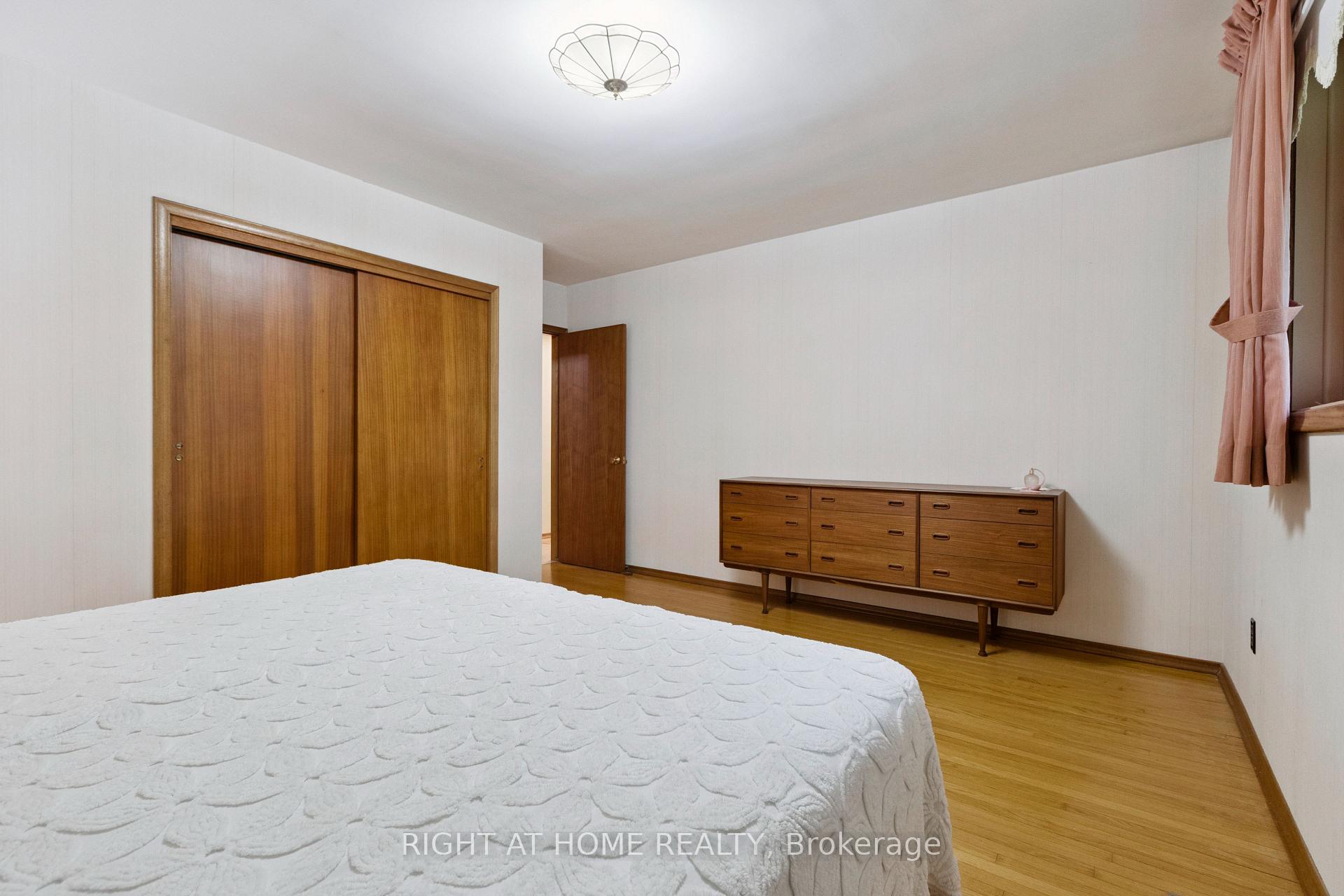Photo 23 of 11 Riverview Terrace, Brant, Paris — HOMEH