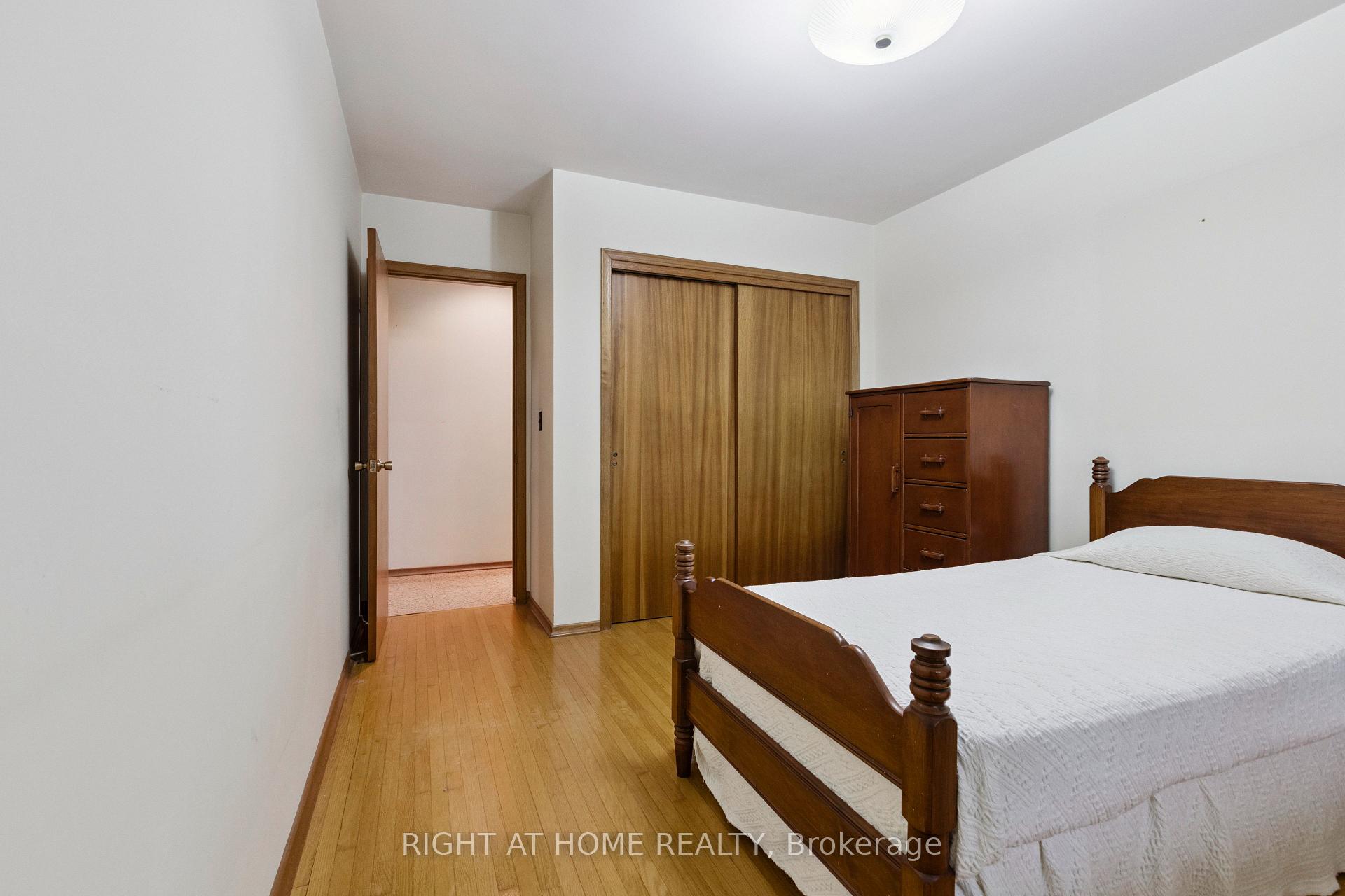 Photo 24 of 11 Riverview Terrace, Brant, Paris — HOMEH