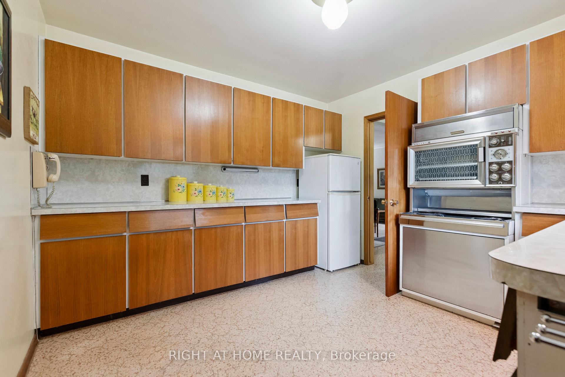Photo 30 of 11 Riverview Terrace, Brant, Paris — HOMEH