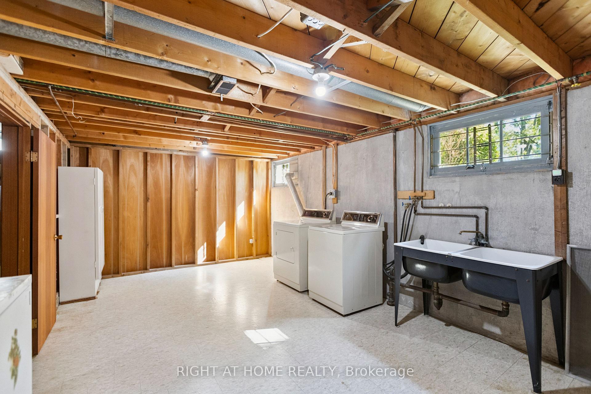 Photo 35 of 11 Riverview Terrace, Brant, Paris — HOMEH