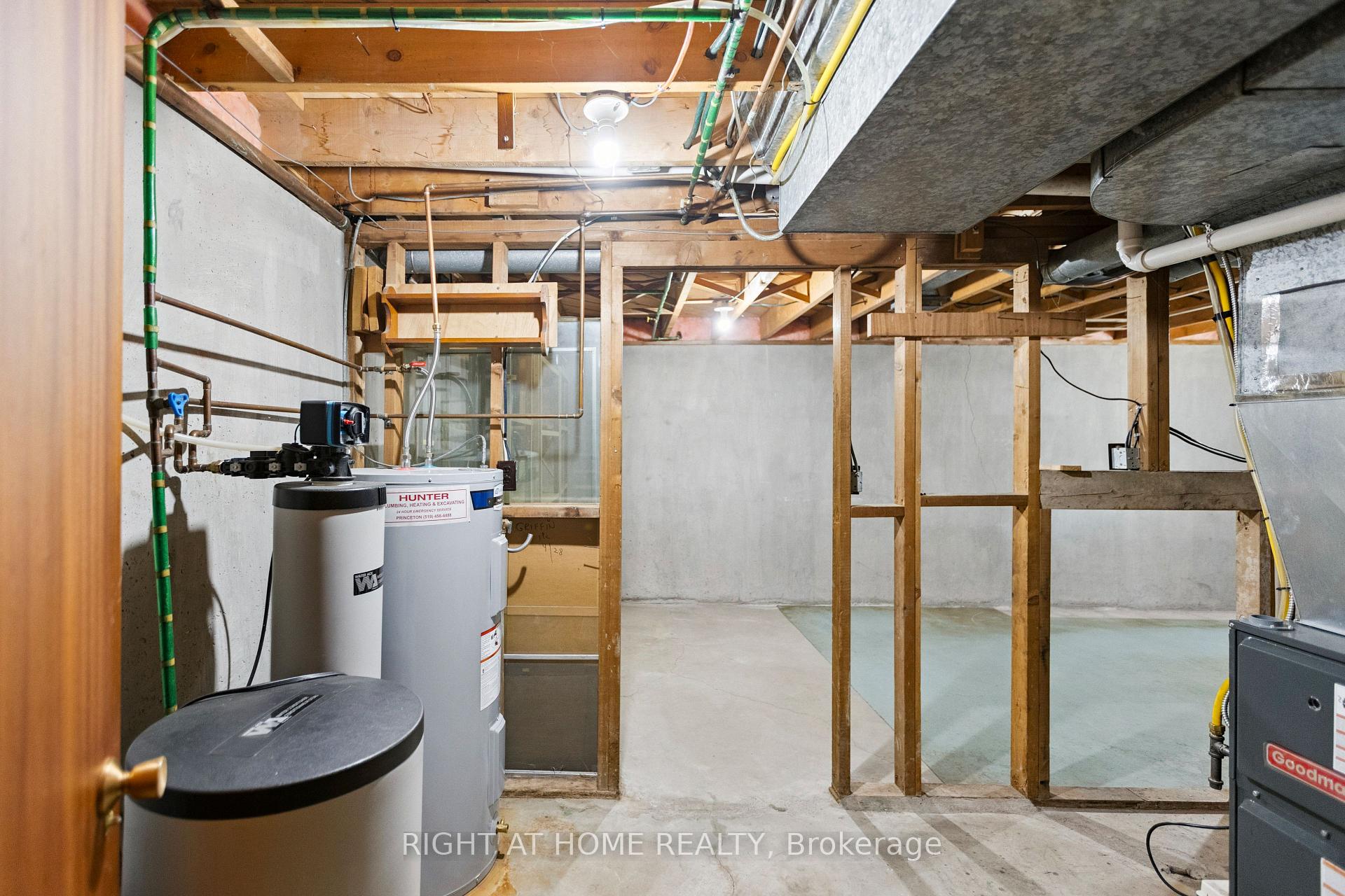 Photo 41 of 11 Riverview Terrace, Brant, Paris — HOMEH