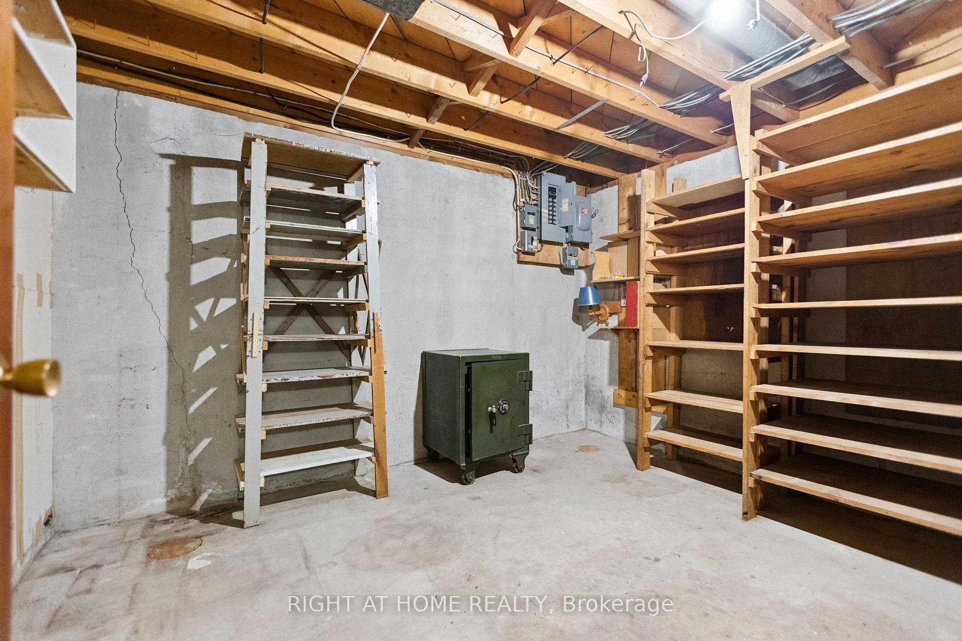 Photo 44 of 11 Riverview Terrace, Brant, Paris — HOMEH