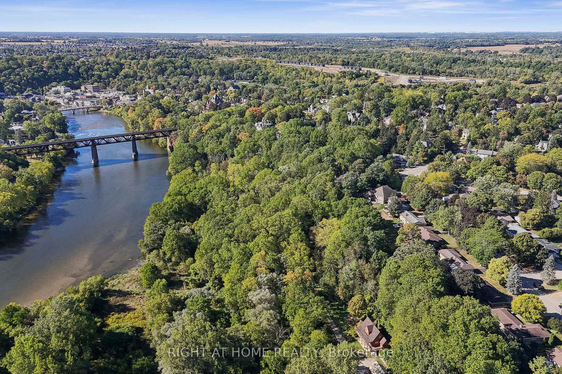 Photo 50 of 11 Riverview Terrace, Brant, Paris — HOMEH