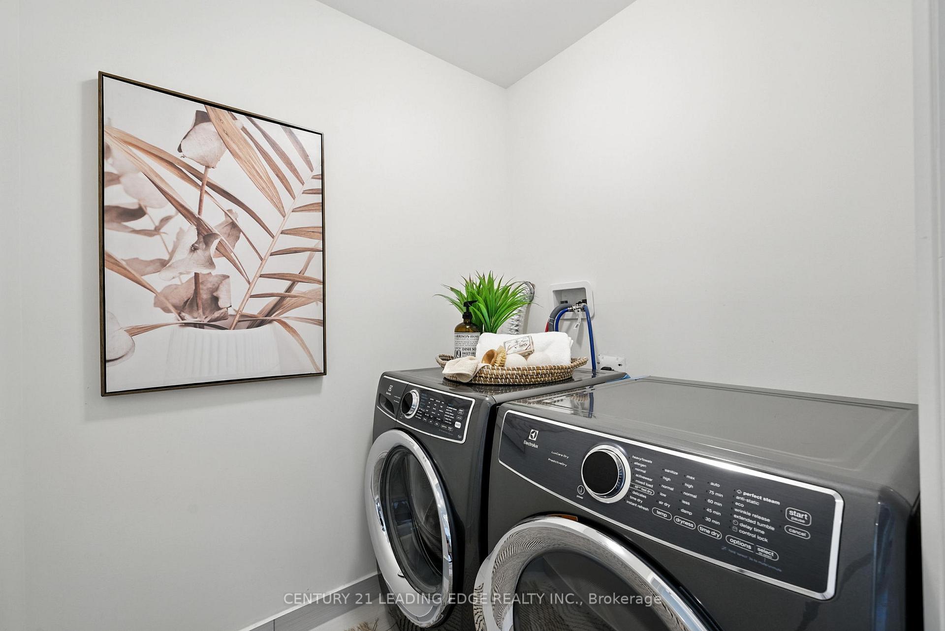 Photo 33 of 52 Donald Fleming Way, Whitby, Pringle Creek — HOMEH