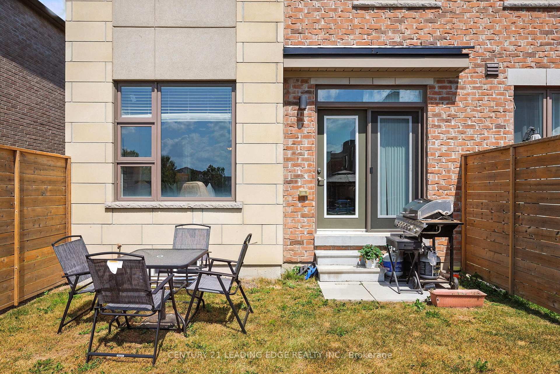 Photo 35 of 52 Donald Fleming Way, Whitby, Pringle Creek — HOMEH