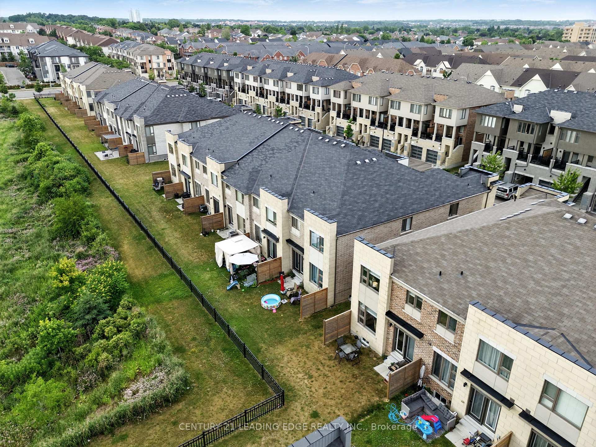 Photo 39 of 52 Donald Fleming Way, Whitby, Pringle Creek — HOMEH