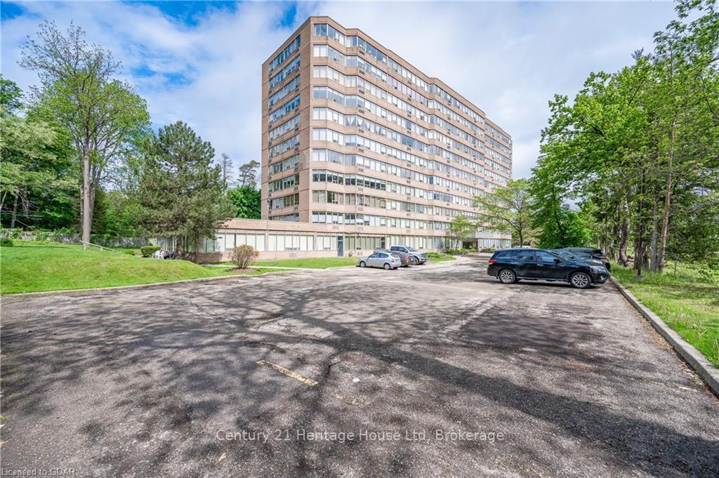 Front of Unit 409, 3227 King Street E