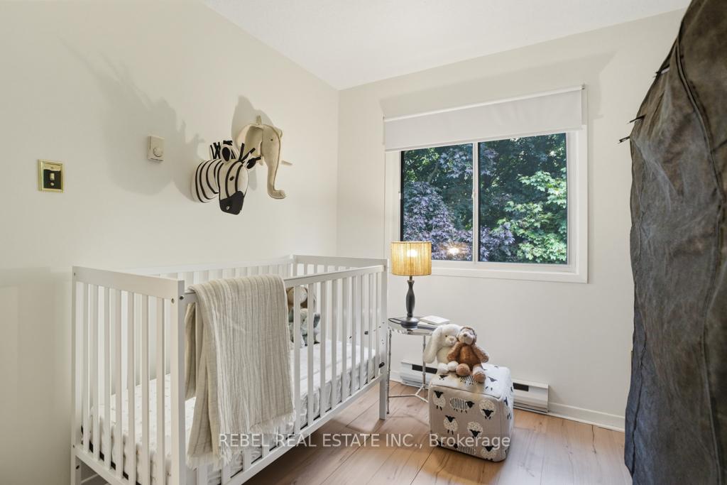 Photo 23 of 10 The Bridle Path, Clarington, Bowmanville — HOMEH