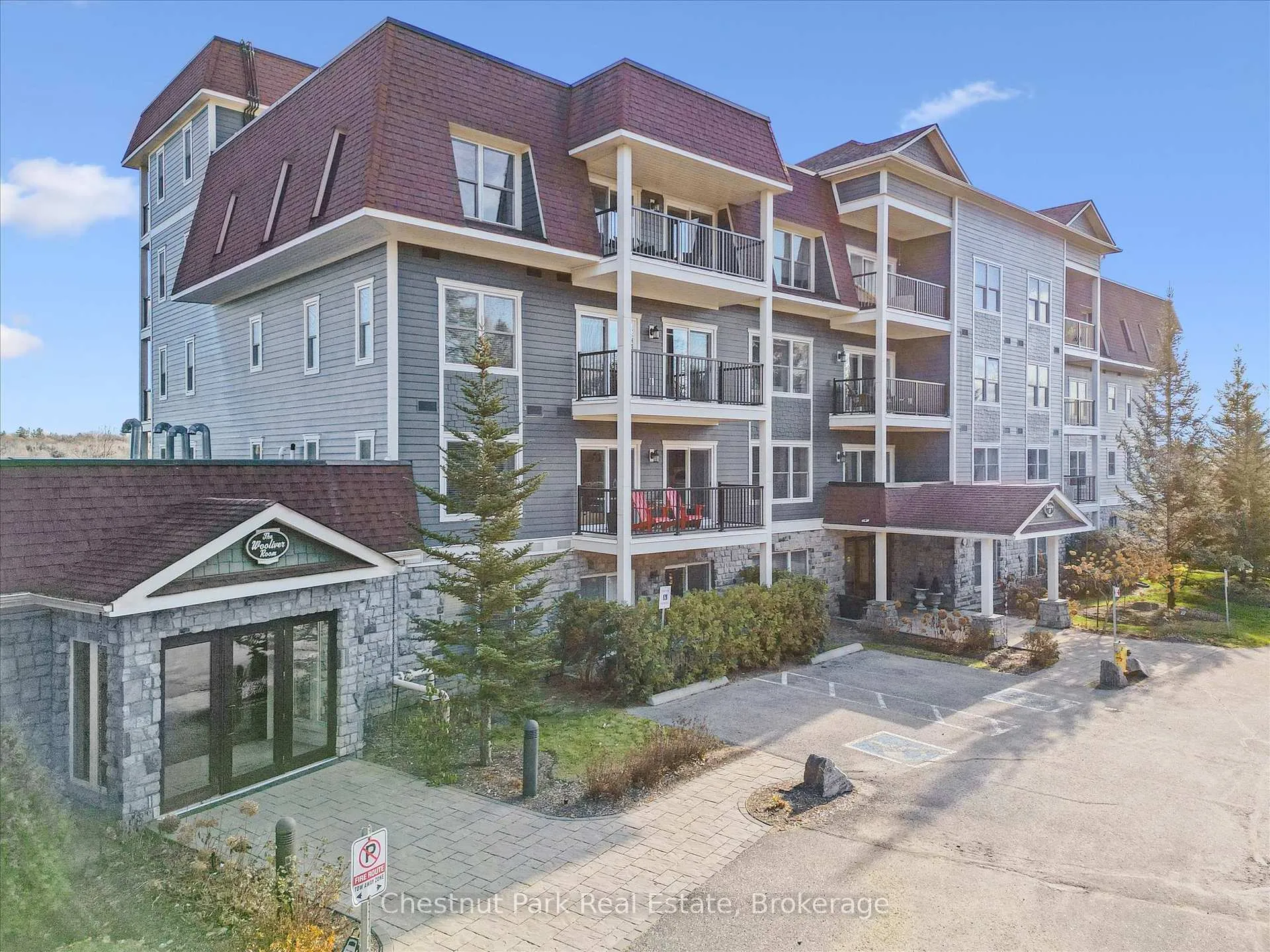 Photo 4 of Unit 209, 10B Kimberley Avenue, Bracebridge, Macaulay — HOMEH