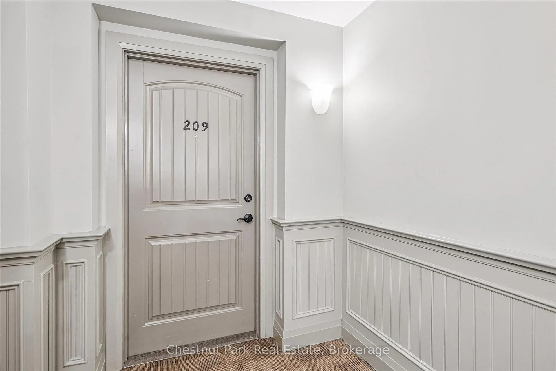 Photo 7 of Unit 209, 10B Kimberley Avenue, Bracebridge, Macaulay — HOMEH