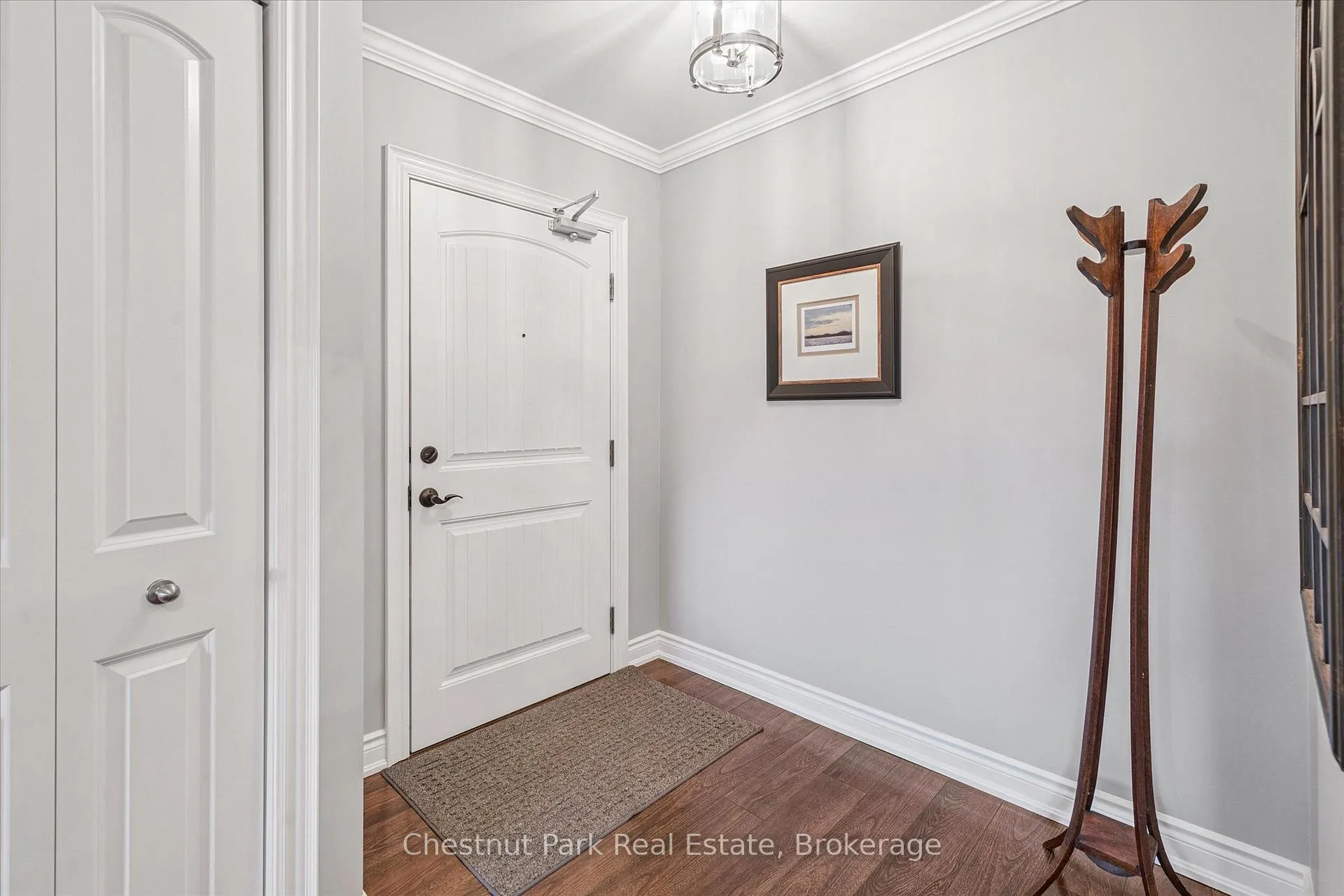 Photo 8 of Unit 209, 10B Kimberley Avenue, Bracebridge, Macaulay — HOMEH
