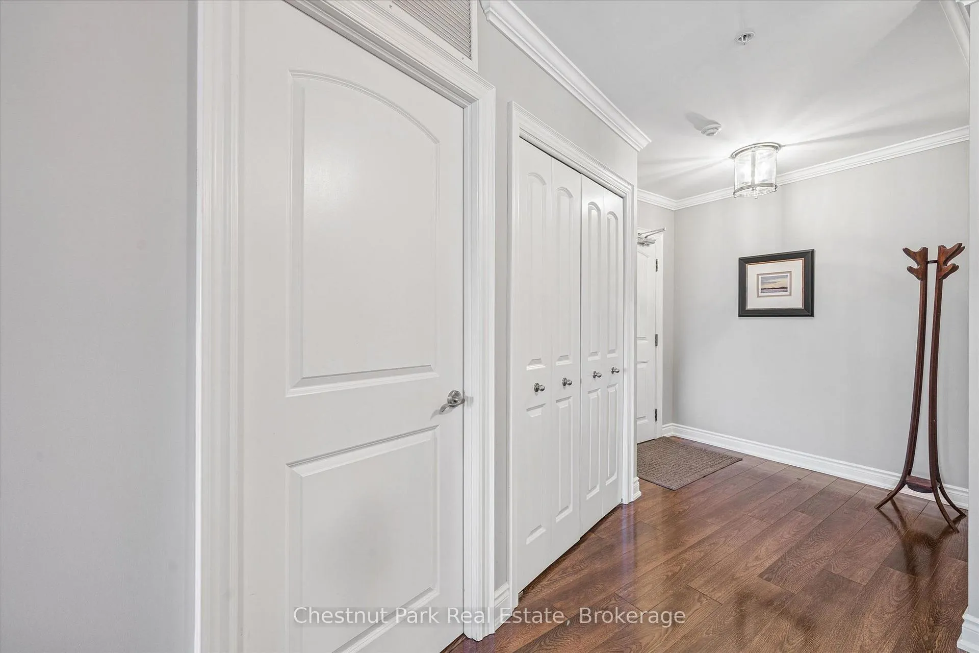 Photo 9 of Unit 209, 10B Kimberley Avenue, Bracebridge, Macaulay — HOMEH
