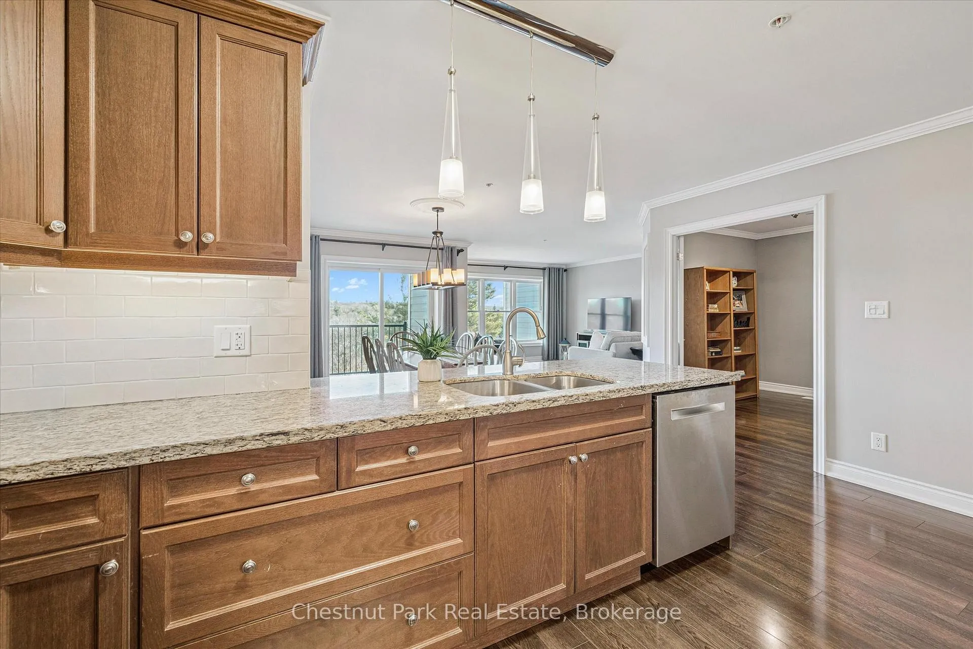 Photo 14 of Unit 209, 10B Kimberley Avenue, Bracebridge, Macaulay — HOMEH