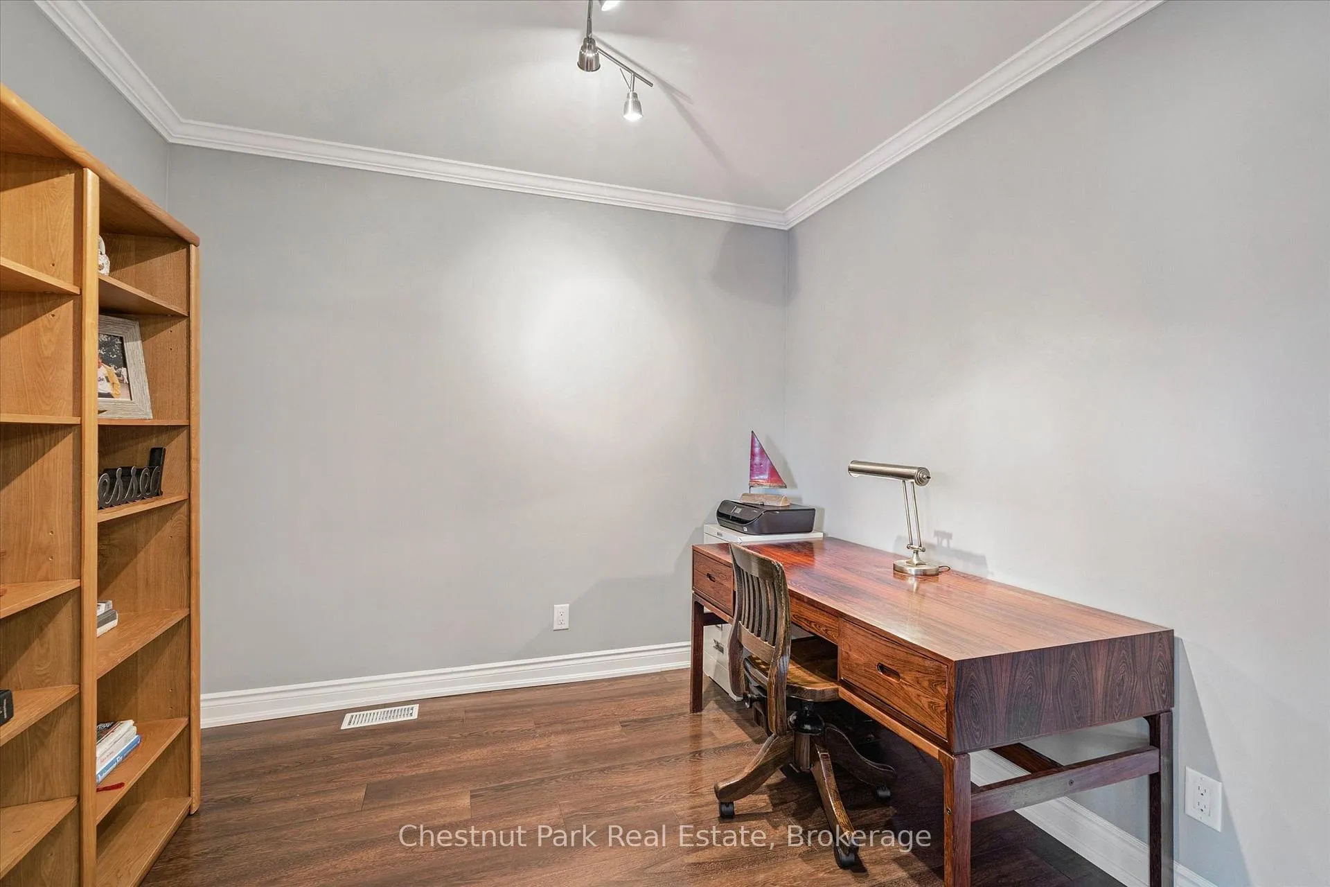 Photo 23 of Unit 209, 10B Kimberley Avenue, Bracebridge, Macaulay — HOMEH